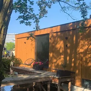 Beautiful Amstel Houseboat Amsterdam